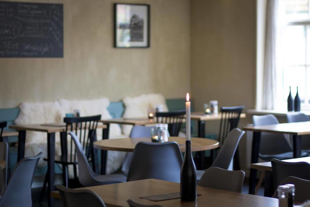 Bij Hen Op Ameland Hotel Hollum  Exterior photo